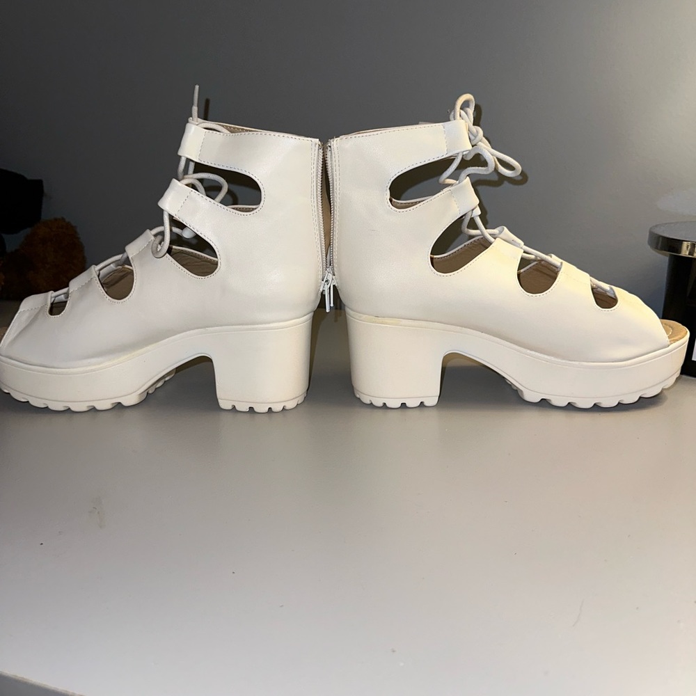 NASTY GAL PLATFORM LACE UP SANDALS